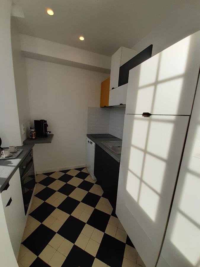 La maison d'à côté May-sur-Orne Esterno foto