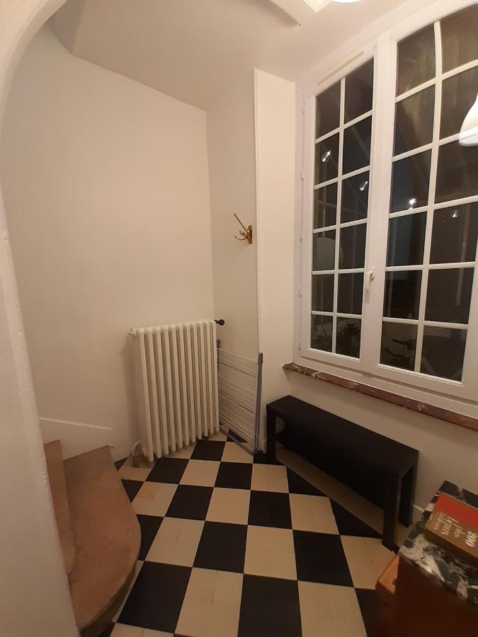 La maison d'à côté May-sur-Orne Esterno foto