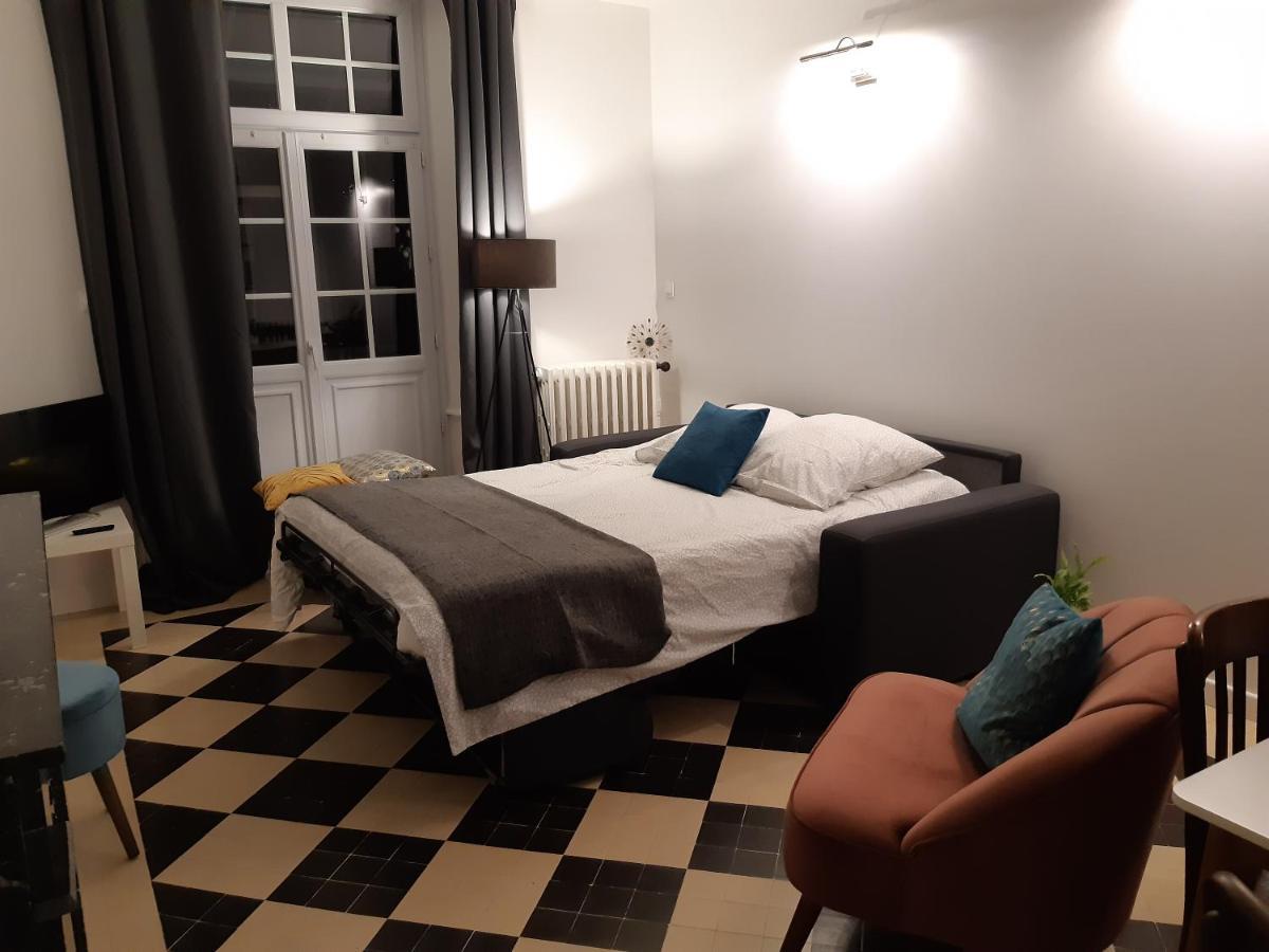 La maison d'à côté May-sur-Orne Esterno foto